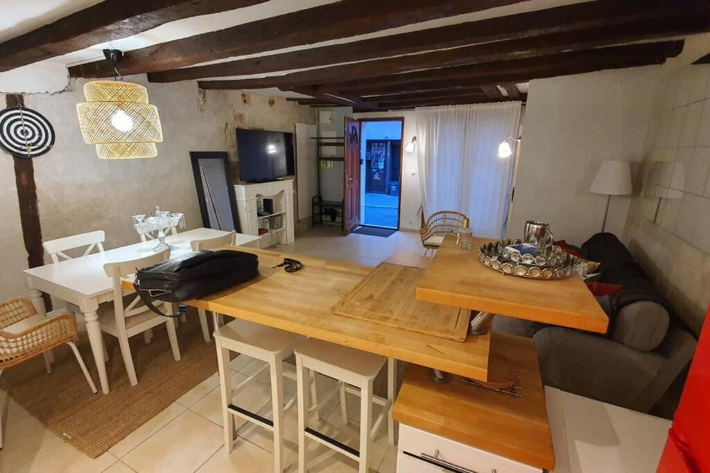 Maison Entiere De 115M2 En Hyper Hyper Centre Aux Coeur Des Halles De Tours De 2 A 7 Personnes 外观 照片