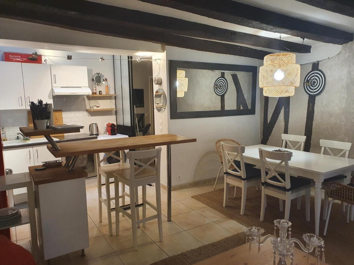 Maison Entiere De 115M2 En Hyper Hyper Centre Aux Coeur Des Halles De Tours De 2 A 7 Personnes 外观 照片